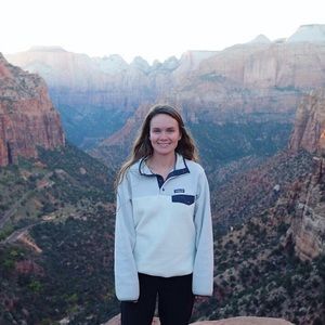 Meet your Posher, Jessica